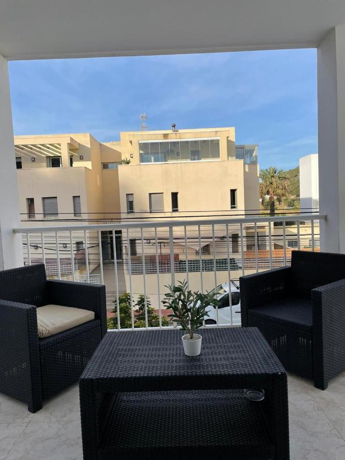 Apartamentos Torres Cardona Cala Llonga  Dış mekan fotoğraf