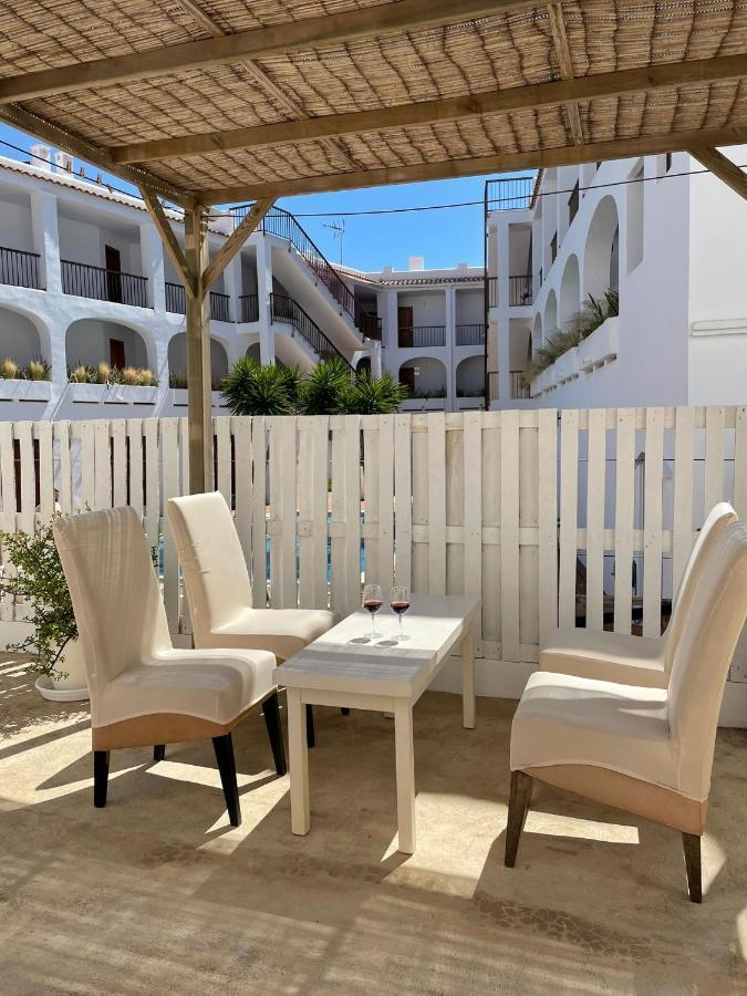 Apartamentos Torres Cardona Cala Llonga  Dış mekan fotoğraf