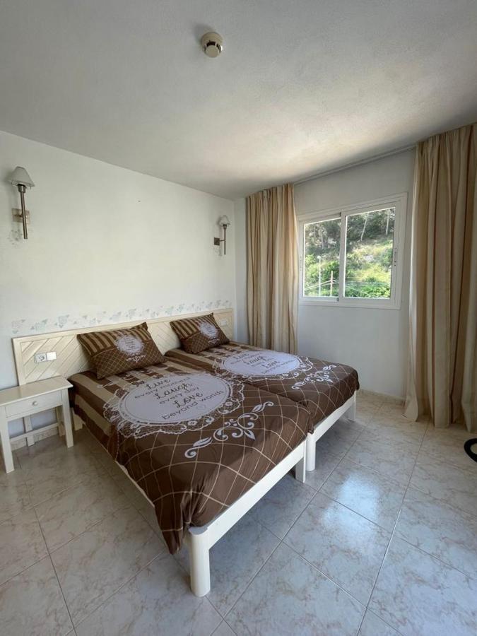 Apartamentos Torres Cardona Cala Llonga  Dış mekan fotoğraf
